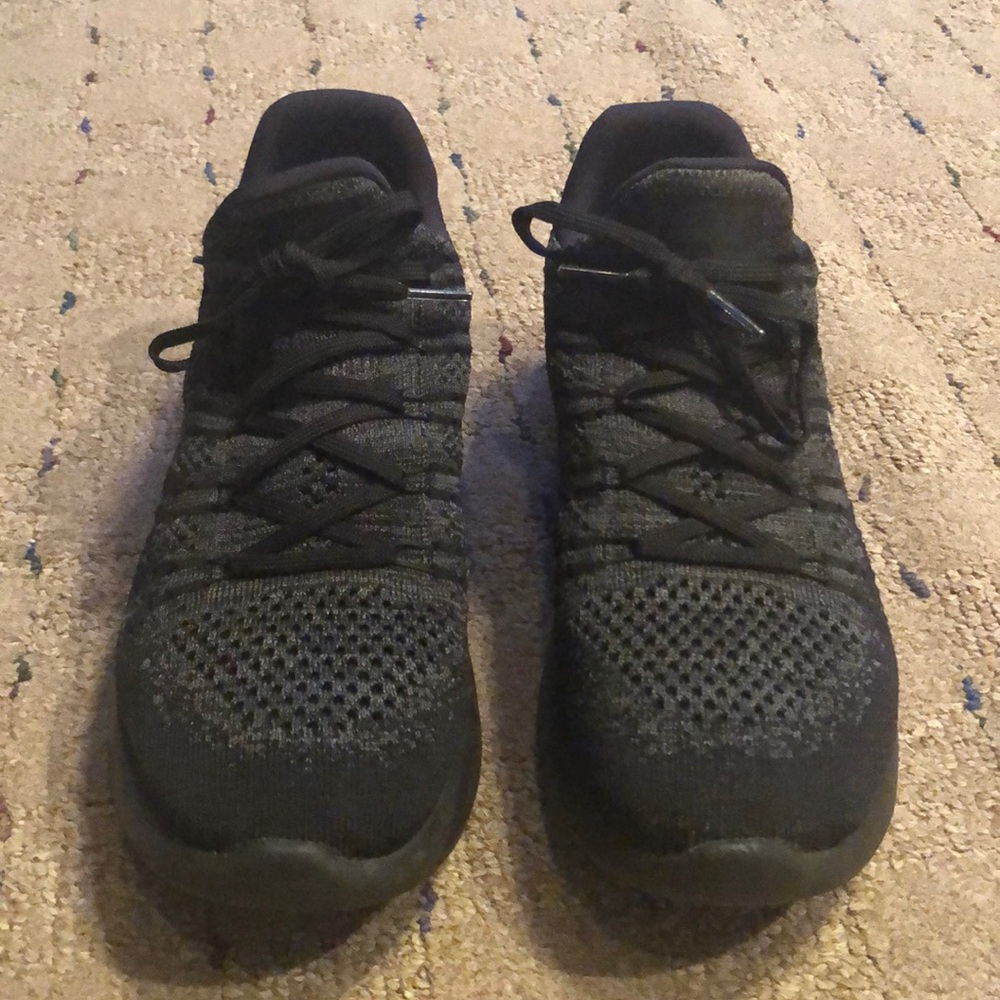 Worn once! Nike running sneakers